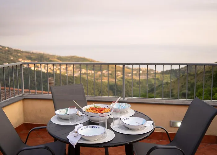 Villa Dino, Casa Con Vista Panoramica A 8 Minuti Dal Centro Di Diamante